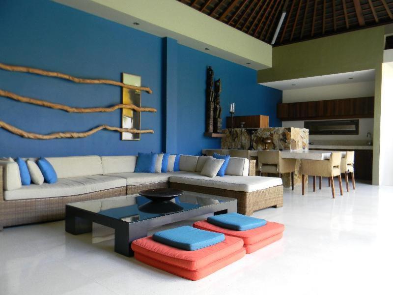 Ahimsa Beach Villa Jimbaran Rom bilde